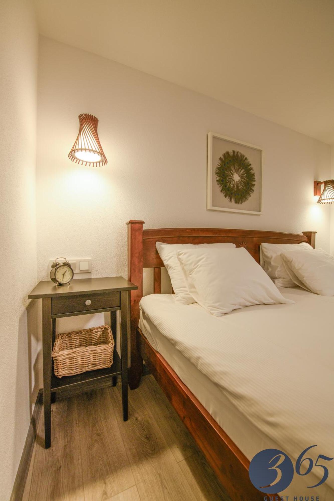 365 Guest House Hunedoara Exterior photo