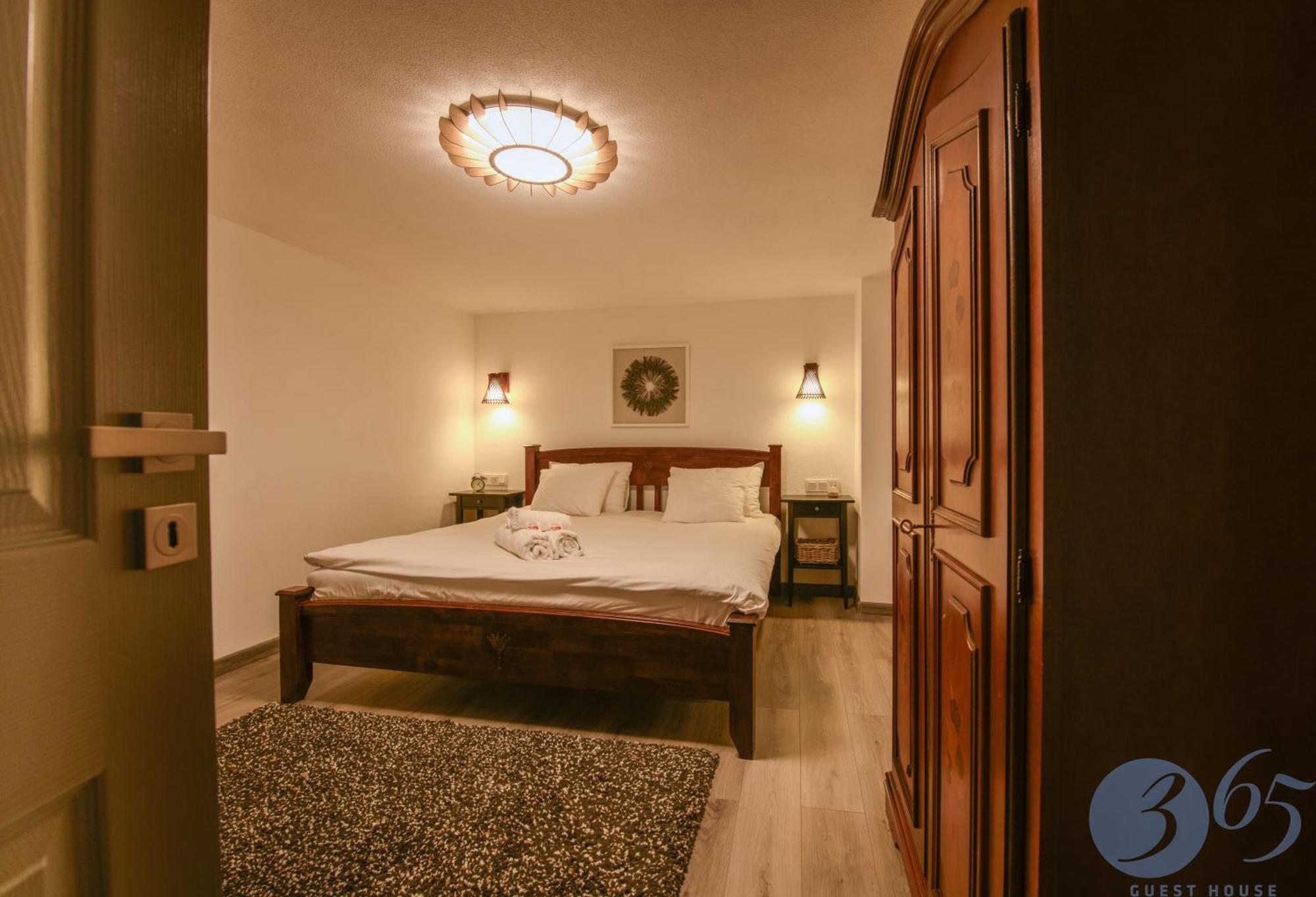 365 Guest House Hunedoara Exterior photo
