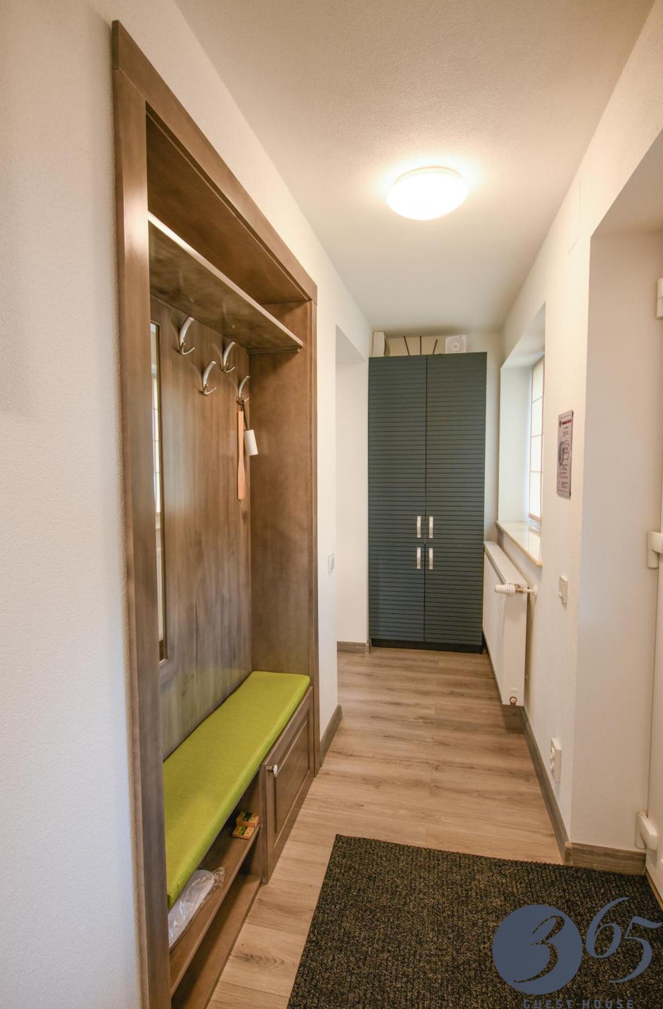 365 Guest House Hunedoara Exterior photo