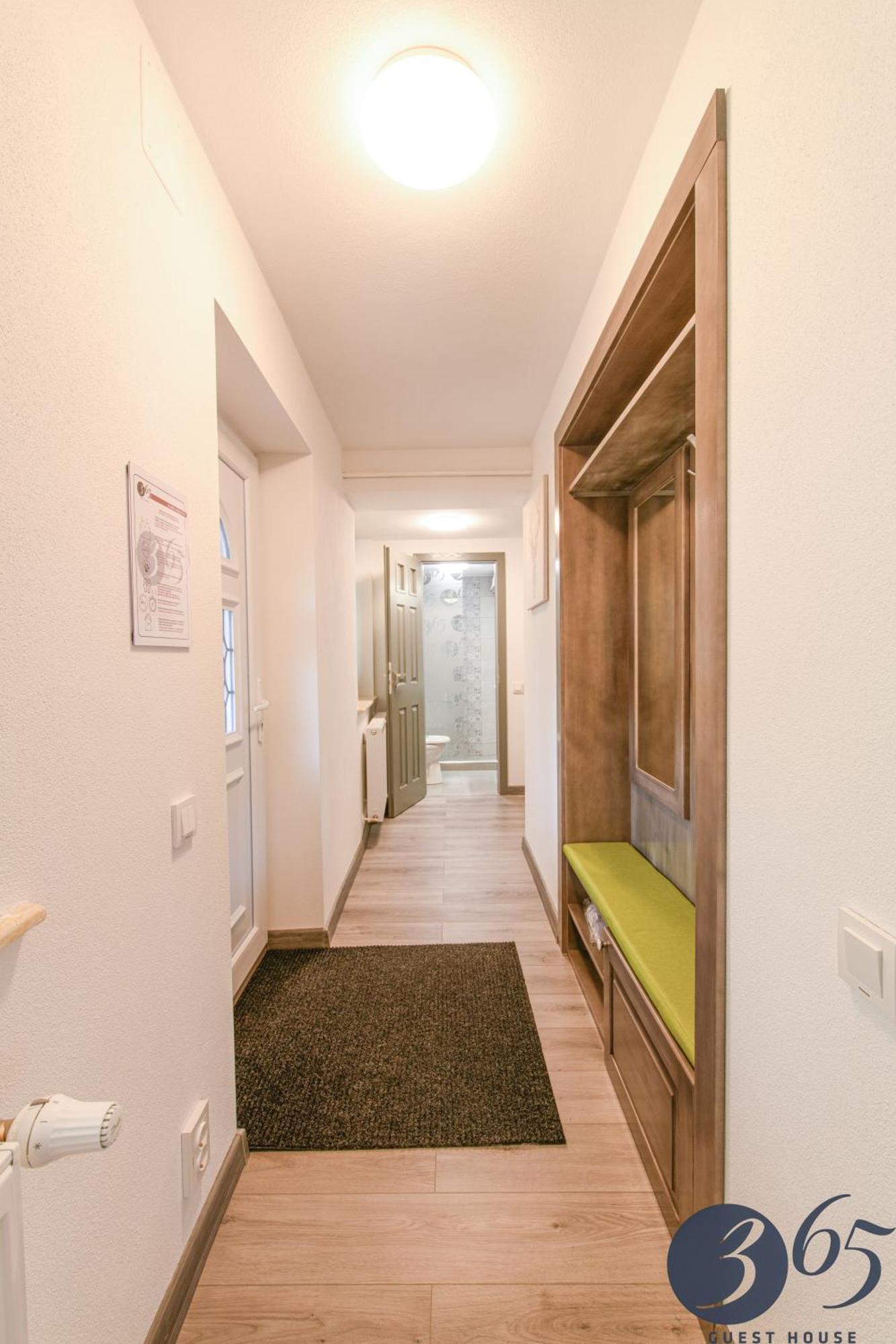365 Guest House Hunedoara Exterior photo